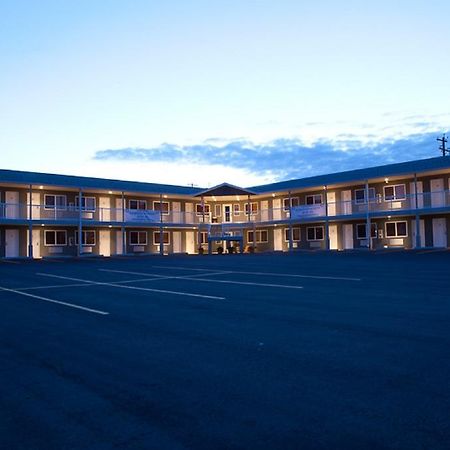 Shoreside Inn & Suites Wabamun Exteriör bild