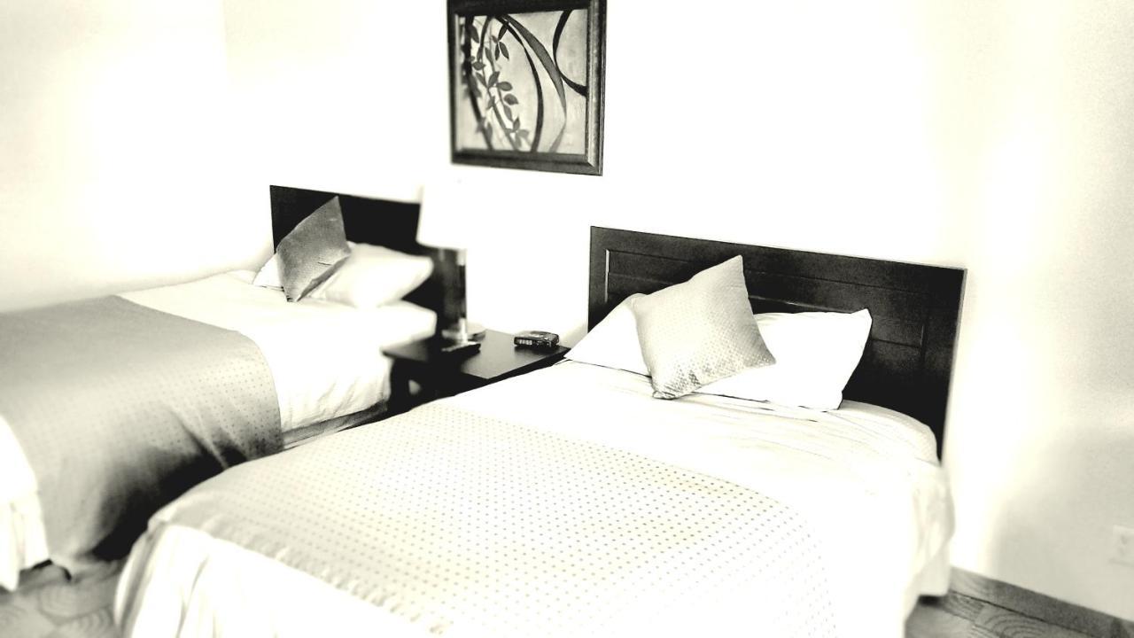Shoreside Inn & Suites Wabamun Exteriör bild